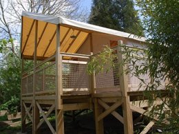 Camping Pas Cher vous présente avec son site Officiel campingpascher.fr, le Camping Du Golf classé 3 étoiles, situé sur la commune de Dives Sur Mer dans le département Calvados (Basse Normandie) en France. Le camping Du Golf vous propose un hébergement de type hébergement insolite de 29 m² pour 2 personnes. L'établissement vous propose 7 autres types d'hébergements. Découvrez tous nos séjours à petits prix dans la commune et aux alentours de Dives Sur Mer du département : Calvados (Basse Normandie). Les Avis clients pour le Camping Du Golf sont excellents avec une note moyenne de 8 sur 10. LacMerÉtang, Piscine extérieure, Animations familiales, Aire de jeux enfants, Baby-foot, Ping-pong, Pétanque, Randonnée, Voile, Bar, Dépôt de pain, Épicerie,... En savoir plus : cliquez-ICI.