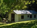 Cliquez pour découvrir toutes les photos de l'HÉBERGEMENT ! chalet - camping Au Bois De Calais photo 2