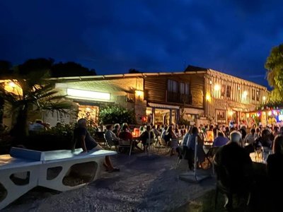 Cliquez pour découvrir toutes les photos de l'ÉTABLISSEMENT ! camping Le Bourdieu photo 9