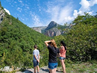 Cliquez pour découvrir toutes les photos de l'ÉTABLISSEMENT ! camping Les Eaux Chaudes photo 24