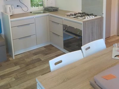 Cliquez pour découvrir toutes les photos de l'HÉBERGEMENT ! mobil-home - Les Ormes, Domaine Et Resort photo 4