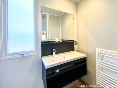 Cliquez pour découvrir toutes les photos de l'HÉBERGEMENT ! mobil-home - Les Ormes, Domaine Et Resort photo 4