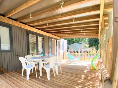 Cliquez pour découvrir toutes les photos de l'HÉBERGEMENT ! mobil-home - Les Ormes, Domaine Et Resort photo 6