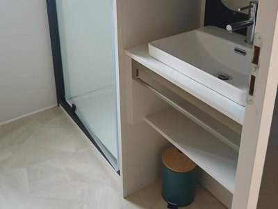 Cliquez pour découvrir toutes les photos de l'HÉBERGEMENT ! mobil-home - Les Ormes, Domaine Et Resort photo 12