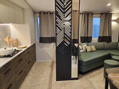 Cliquez pour découvrir toutes les photos de l'HÉBERGEMENT ! mobil-home - Les Ormes, Domaine Et Resort photo 5