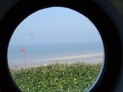 Cliquez pour découvrir toutes les photos de l'HÉBERGEMENT ! hébergement insolite - La Falaise photo 3
