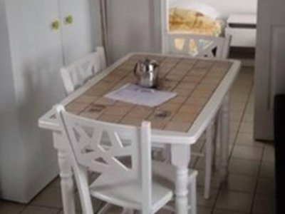 Cliquez pour découvrir toutes les photos de l'HÉBERGEMENT ! hébergement insolite - La Falaise photo 2