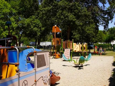 Cliquez pour découvrir toutes les photos de l'HÉBERGEMENT ! mobil-home - Les Floralies photo 9