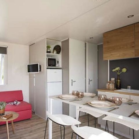 Cliquez pour découvrir toutes les photos de l'HÉBERGEMENT ! mobilhome - Les Mérilles photo 3