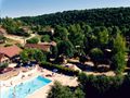 Camping Pas Cher vous présente avec son site Officiel campingpascher.fr, le Établissement Les Mérilles, situé sur la commune de Doucier dans le département Jura (Franche Comté) en France. L'établissement Les Mérilles vous propose un hébergement de type chalet de 32 m². L'établissement vous propose 4 autres types d'hébergements. Découvrez tous nos séjours à petits prix dans la commune et aux alentours de Doucier du département : Jura (Franche Comté).... En savoir plus : cliquez-ICI.
