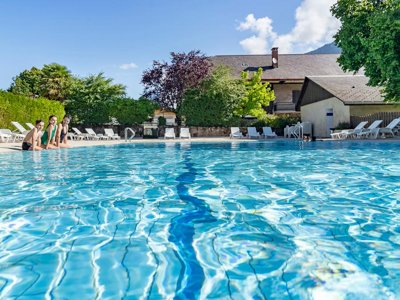 camping Romanée - La Ferme De La Serraz photo 1