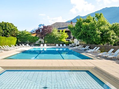 camping Romanée - La Ferme De La Serraz photo 6