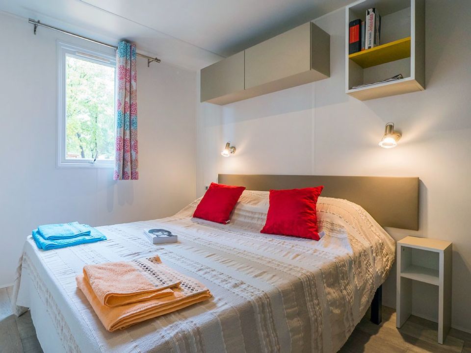 Cliquez pour découvrir toutes les photos de l'HÉBERGEMENT ! mobil-home - établissement Mare Pineta photo 4