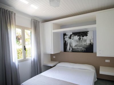 Cliquez pour découvrir toutes les photos de l'HÉBERGEMENT ! bungalow - Village Paestum photo 4