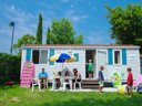 Camping Pas Cher vous présente avec son site Officiel campingpascher.fr, le Camping Village Paestum classé 4 étoiles, situé sur la commune de Eboli dans le département Salerne (Campanie) en Italie. Le camping Village Paestum, vous présente un hébergement de type mobil-home. Le camping Village Paestum vous propose du sam. 23 mai au sam. 30 mai 2026, en promotion à -28% pour 7 nuits à 250 € au lieu de 350,0 € soit une Économie de 100 €. Cette location propose 15 dates différentes pour réserver votre séjour. Découvrez également les 1 autres gammes d'hébergements du camping. Les Avis clients pour le Camping Village Paestum sont de 7 sur 10. Mer, Piscine extérieure, Animations familiales, Club enfants, Aire de jeux enfants, Court de tennis, Ping-pong, Pétanque, Salle de jeux vidéo, Terrain de beach-volley, Bar, Bureau de tabac, Pizzeria, Restaurant, Snack/Bar, Épicerie,... En savoir plus : cliquez-ICI.