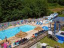 Camping Pas Cher vous présente avec son site Officiel campingpascher.fr, le Camping Sites Et Paysages - Domaine De La Catinière classé 4 étoiles, situé sur la commune de Fiquefleur Equainville dans le département Eure (Haute Normandie) en France. Le camping Sites Et Paysages - Domaine De La Catinière vous propose un hébergement de type mobil-home (télévision). L'établissement vous propose 8 autres types d'hébergements. Découvrez tous nos séjours à petits prix dans la commune et aux alentours de Fiquefleur Equainville du département : Eure (Haute Normandie). Les Avis clients pour le Camping Sites Et Paysages - Domaine De La Catinière sont excellents avec une note moyenne de 8 sur 10. Piscine chauffée, Piscine extérieure, Animations familiales, Aire de jeux enfants, Baby-foot, Centre équestre, Cyclisme, Flipper, Parcours sportif, Piscine, Pétanque, Randonnée, Terrain de football, Trampoline, Dépôt de pain, Snack/Bar, Épicerie,... En savoir plus : cliquez-ICI.
