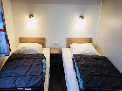 Cliquez pour découvrir toutes les photos de l'HÉBERGEMENT ! mobil-home - Du Val photo 3