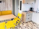 Cliquez pour découvrir toutes les photos de l'HÉBERGEMENT ! mobil-home - camping Du Val photo 2