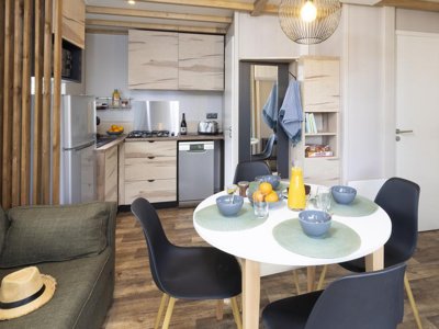 Cliquez pour découvrir toutes les photos de l'HÉBERGEMENT ! chalet - La Grappe Fleurie photo 3