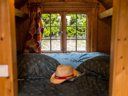 Cliquez pour découvrir toutes les photos de l'HÉBERGEMENT ! hébergement insolite - camping La Grappe Fleurie photo 4