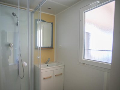 Cliquez pour découvrir toutes les photos de l'HÉBERGEMENT ! mobil-home - Du Lac photo 9
