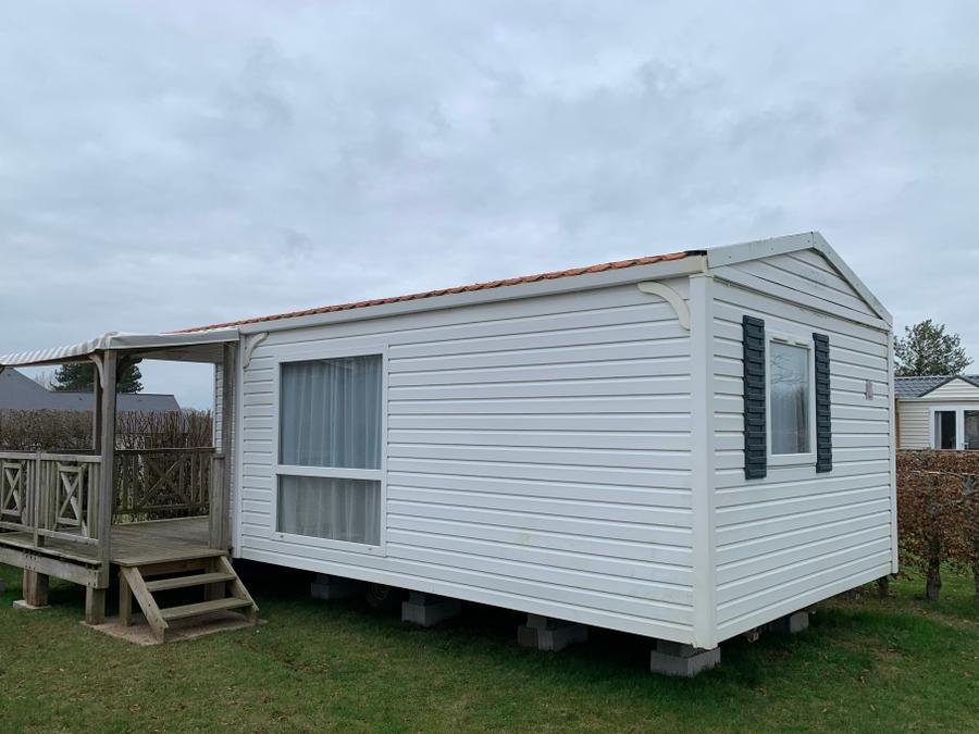 Camping Pas Cher vous présente avec son site Officiel campingpascher.fr, le Camping La Minière classé 2 étoiles, situé sur la commune de Forges Les Eaux dans le département Seine-maritime (Haute Normandie) en France. Le camping La Minière, vous présente un hébergement de type mobil-home. Le camping La Minière vous propose du vendredi 05 juin au vendredi 12 juin 2026 avec un DÉPART DEMAIN pour 7 nuits à 520€. Cette location propose 68 dates différentes pour réserver votre séjour. Découvrez également les 5 autres gammes d'hébergements du camping. Les Avis clients pour le Camping La Minière sont excellents avec une note moyenne de 8 sur 10. Piscine extérieure, Aire de jeux enfants, Centre équestre, Cyclisme, Ping-pong, Pétanque, Randonnée, Plats à emporter, Snack/Bar, Épicerie,... En savoir plus : cliquez-ICI.