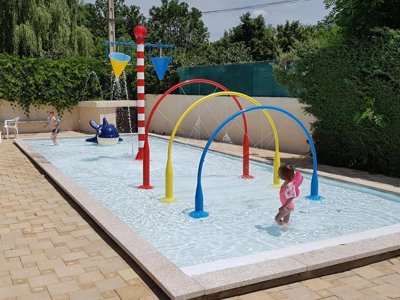 Cliquez pour découvrir toutes les photos de l'ÉTABLISSEMENT ! camping Les Jardins D'Estavar photo 2