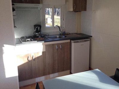Cliquez pour découvrir toutes les photos de l'HÉBERGEMENT ! mobil-home - L'Enclave photo 3