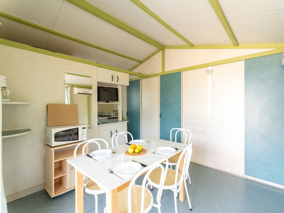 Cliquez pour découvrir toutes les photos de l'HÉBERGEMENT ! chalet - établissement Lou Cantaire photo 3