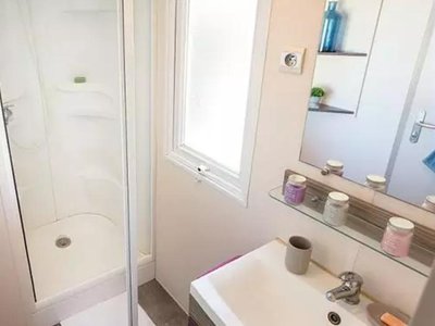 Cliquez pour découvrir toutes les photos de l'HÉBERGEMENT ! mobil-home - Bi Village photo 5