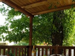 Camping Pas Cher vous présente avec son site Officiel campingpascher.fr, le Camping Bi Village classé 4 étoiles, situé sur la commune de Pula dans le département Istrie (Istrie) en Croatie. Le camping Bi Village, vous présente un hébergement de type mobil-home de 24 m² avec climatisation. Le camping Bi Village vous propose du sam. 02 mai au sam. 09 mai 2026, en promotion à -28% pour 7 nuits à 275 € au lieu de 385,0 € soit une Économie de 110 €. Cette location propose 12 dates différentes pour réserver votre séjour. Découvrez également les 10 autres gammes d'hébergements du camping. Les Avis clients pour le Camping Bi Village sont excellents avec une note moyenne de 8 sur 10. Mer, Parc aquatique, Piscine extérieure, Animation ados, Animations familiales, Club enfants, Aire de jeux enfants, Baby-foot, Canoë-kayak, Centre équestre, Court de tennis, Escalade, Golf, Parcours sportif, Ping-pong, Piscine, Planche à voile, Plongée, Pédalo, Pétanque, Salle de fitness, Salle de jeux vidéo, Structure gonflable enfants, Surf, Terrain de beach-volley, Terrain de football, Terrain multisports, Tir à l’arc, Trampoline, Bar, Bureau de tabac, Dépôt de pain, Pizzeria, Plats à emporter, Restaurant, Snack/Bar, Épicerie,... En savoir plus : cliquez-ICI.