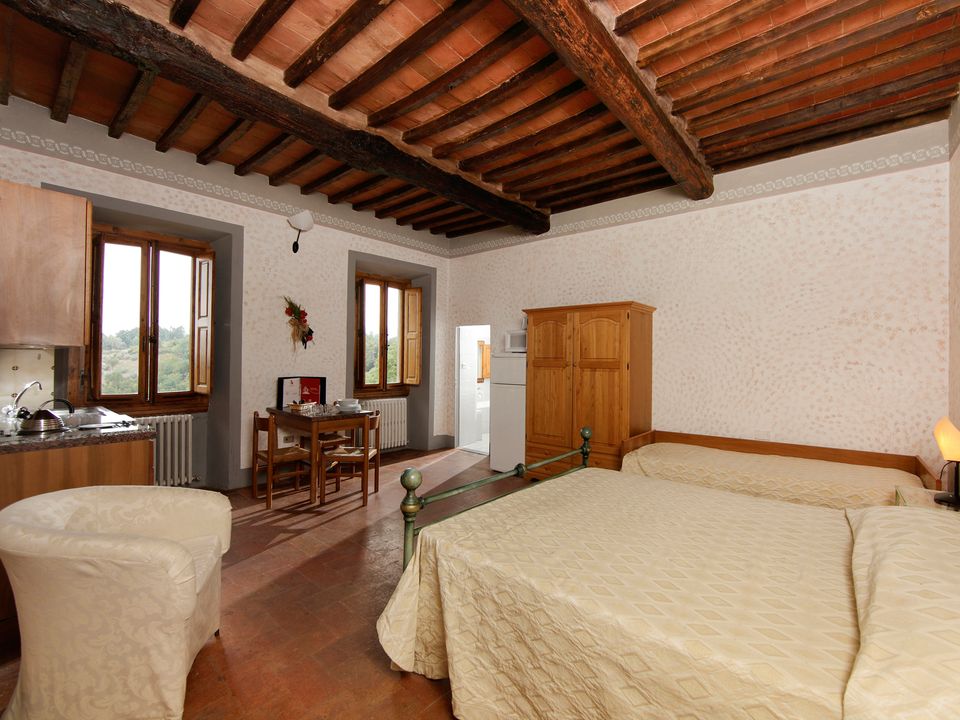 Cliquez pour découvrir toutes les photos de l'HÉBERGEMENT ! appartement - Hu Norcenni Girasole Village photo 3