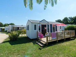 Camping Pas Cher vous présente avec son site Officiel campingpascher.fr, le Camping Maeva Escapades Kersentic classé 4 étoiles, situé sur la commune de Fouesnant dans le département Finistère (Bretagne) en France. Le camping Maeva Escapades Kersentic, vous présente un hébergement de type mobil-home de 29 m² et télévision. Le camping Maeva Escapades Kersentic vous propose du sam. 05 septembre au sam. 12 septembre 2026, en promotion à -10% pour 7 nuits à 329 € au lieu de 365,56 € soit une Économie de 36,56 €. Cette location propose 72 dates différentes pour réserver votre séjour. Découvrez également les 12 autres gammes d'hébergements du camping. Les Avis clients pour le Camping Maeva Escapades Kersentic sont excellents avec une note moyenne de 9 sur 10. Piscine chauffée, Piscine couverte, Animations familiales, Club enfants, Aire de jeux enfants, Canoë-kayak, Paddle, Ping-pong, Pétanque, Terrain multisports, Bar, Dépôt de pain, Pizzeria, Plats à emporter, Snack/Bar, Épicerie,... En savoir plus : cliquez-ICI.
