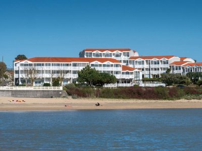 Cliquez pour découvrir toutes les photos de l'ÉTABLISSEMENT ! résidence Odalys Référence Les Terrasses De Fort Boyard photo 2