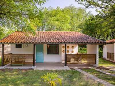 Cliquez pour découvrir toutes les photos de l'HÉBERGEMENT ! bungalow - Club Del Sole Tenuta Primero Grado Family Resort photo 10