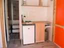 Cliquez pour découvrir toutes les photos de l'HÉBERGEMENT ! bungalow toilé - camping Les Amandiers photo 3