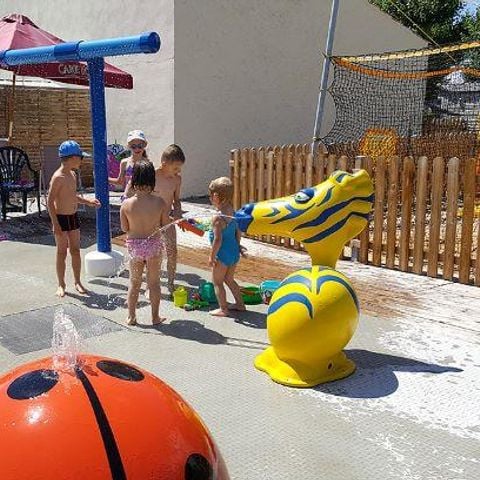 Cliquez pour découvrir toutes les photos de l'ÉTABLISSEMENT ! établissement Le Maine photo 3