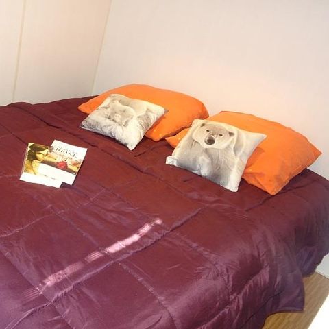 Cliquez pour découvrir toutes les photos de l'HÉBERGEMENT ! bungalow - Flower Les Truffières photo 4