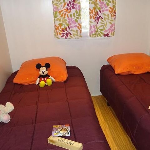 Cliquez pour découvrir toutes les photos de l'HÉBERGEMENT ! bungalow - Flower Les Truffières photo 5