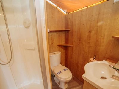 Cliquez pour découvrir toutes les photos de l'HÉBERGEMENT ! tente en toile et bois - Alannia Guardamar photo 2
