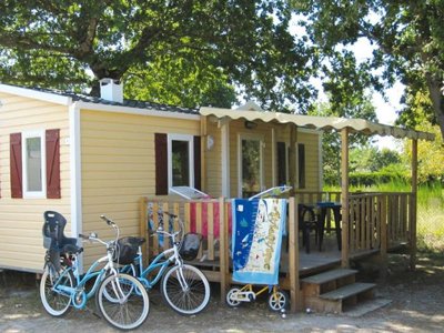 Cliquez pour découvrir toutes les photos de l'HÉBERGEMENT ! mobil-home - Des Familles photo 2