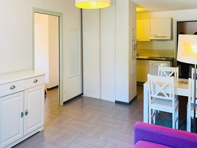 Cliquez pour découvrir toutes les photos de l'HÉBERGEMENT ! appartement - Côté Provence photo 13