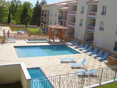 Cliquez pour découvrir toutes les photos de l'HÉBERGEMENT ! appartement - Côté Provence photo 8