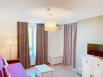 Cliquez pour découvrir toutes les photos de l'HÉBERGEMENT ! appartement - Côté Provence photo 14