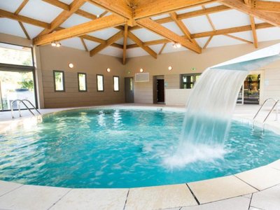 Cliquez pour découvrir toutes les photos de l'ÉTABLISSEMENT ! camping Domaine Château Laval photo 3