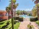 Camping Pas Cher vous présente avec son site Officiel campingpascher.fr, la Résidence OdalysLa Palmeraie classé 3 étoiles, située sur la commune de Grimaud dans le département Var (Provence Alpes Côte D'azur) en France. La résidence Odalys La Palmeraie, vous présente un hébergement de type studio de 30 m² pour 2 personnes. La résidence Odalys La Palmeraie vous proposeun séjour PAS CHER avec une REMISEdu sam. 06 juin au sam. 13 juin 2026, en promotion à -30% pour 7 nuits à 503,30 € au lieu de 719,0 € soit une Économie de 215,70 €. Cette location propose 41 dates différentes pour réserver votre séjour. Découvrez également les 3 autres gammes d'hébergements de la résidence. Les Avis clients pour la Résidence OdalysLa Palmeraie sont excellents avec une note moyenne de 8 sur 10. Piscine chauffée, Piscine extérieure, Canoë-kayak, Centre équestre, Court de tennis, Golf, Pétanque,... En savoir plus : cliquez-ICI.