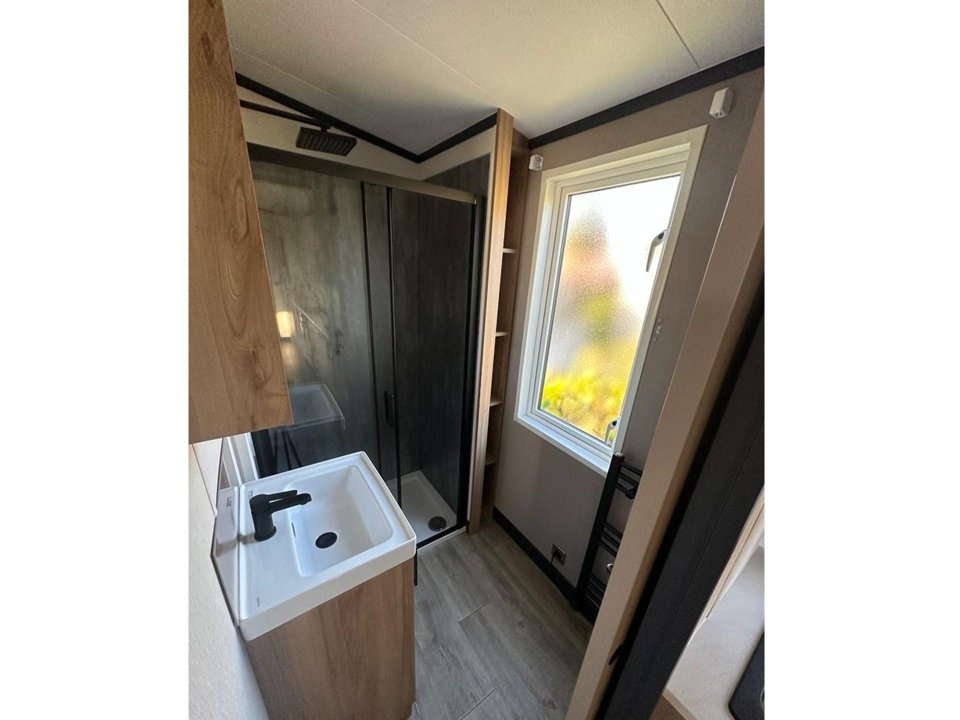 Camping Pas Cher vous présente avec son site Officiel campingpascher.fr, le Camping Holiday Marina Resort classé 5 étoiles, situé sur la commune de Grimaud dans le département Var (Provence Alpes Côte D'azur) en France. Le camping Holiday Marina Resort vous propose un hébergement de type mobil-home de 33 m² avec climatisation. L'établissement vous propose 8 autres types d'hébergements. Découvrez tous nos séjours à petits prix dans la commune et aux alentours de Grimaud du département : Var (Provence Alpes Côte D'azur). Les Avis clients pour le Camping Holiday Marina Resort sont de 7 sur 10. MerRivière, Piscine extérieure, Animations familiales, Club enfants, Baby-foot, Centre équestre, Court de tennis, Golf, Piscine, Salle de jeux vidéo, Terrain multisports, Bar, Restaurant,... En savoir plus : cliquez-ICI.