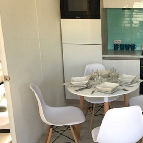 Cliquez pour découvrir toutes les photos de l'HÉBERGEMENT ! mobil-home - Holiday Marina Resort photo 3