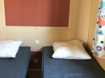 Cliquez pour découvrir toutes les photos de l'HÉBERGEMENT ! mobil-home - L'Hermitage photo 11