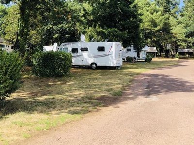 Cliquez pour découvrir toutes les photos de l'ÉTABLISSEMENT ! camping L'Hermitage photo 15